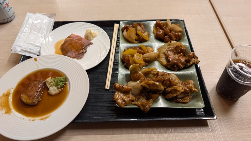 ４箕面観光ホテル・夕食バイキング１