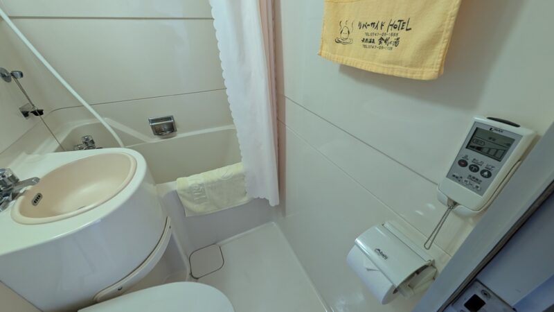 リバーサイドＨＯＴＥＬ・部屋７