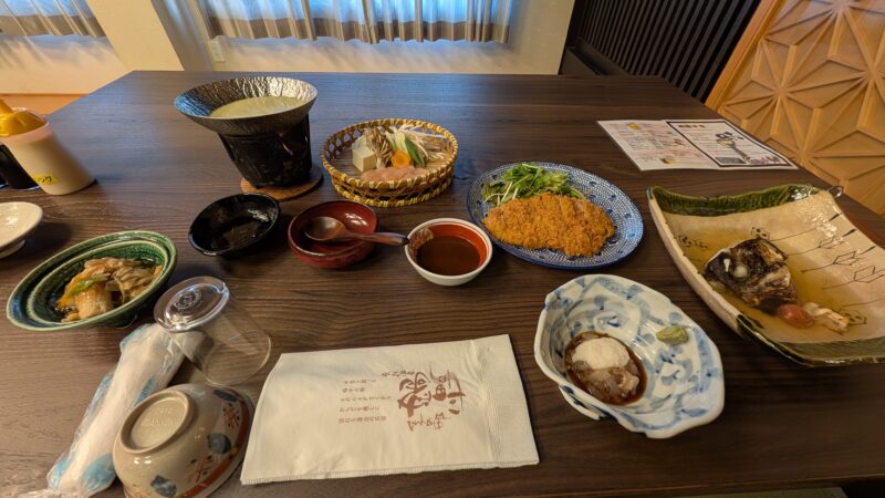 季の郷 鍋田川・夕食１
