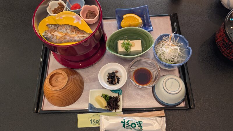 ホテル杉の湯・朝食1