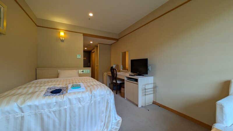 ホテル杉の湯・部屋5