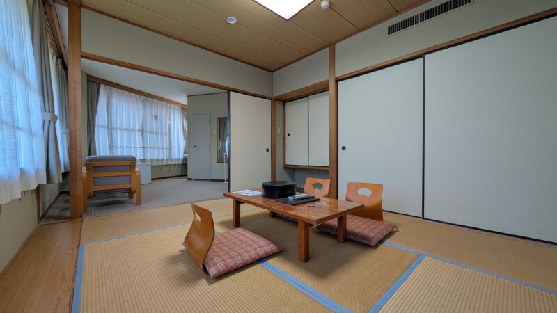 ２グランパス・部屋４