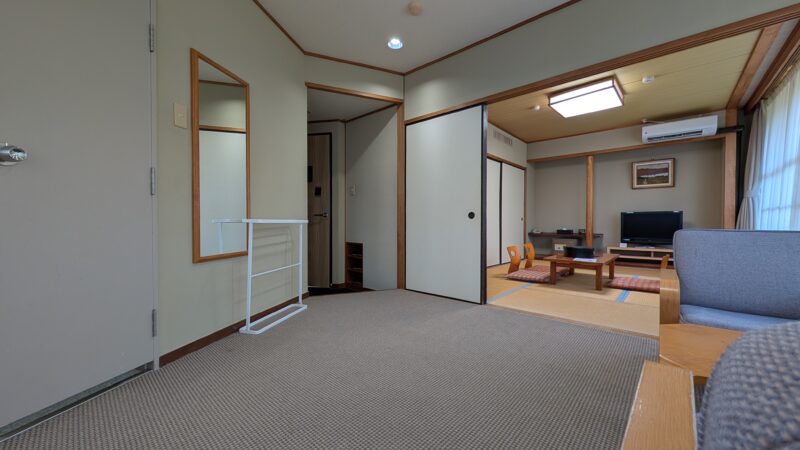 ２グランパス・部屋８