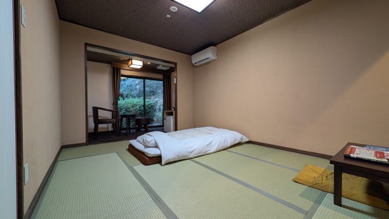 ７白浜彩朝楽・部屋４