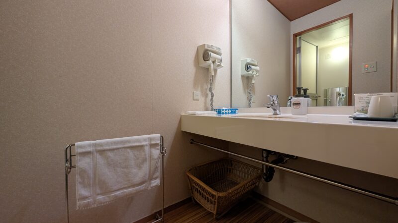 8ホテル浦島・部屋9