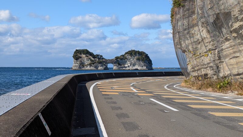 円月島２５１２１２ｂ