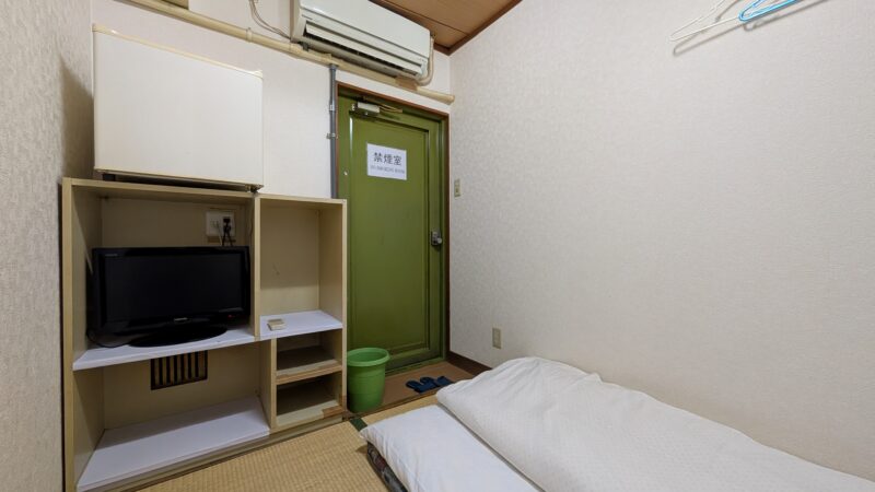 ビジネスホテル和香・部屋２